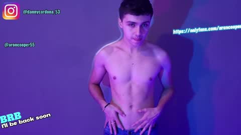 Snapshot of aron__cooper chatting on 05-27-26, 01:57 aron__cooper online show from 05-27-26, 01:57