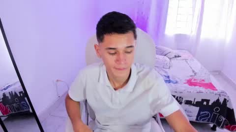 Aaron online show from 09-17-25, 07:37