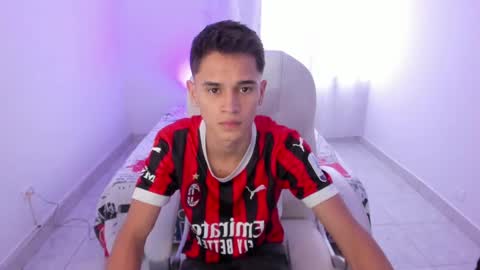 Aaron online show from 09-19-25, 07:14