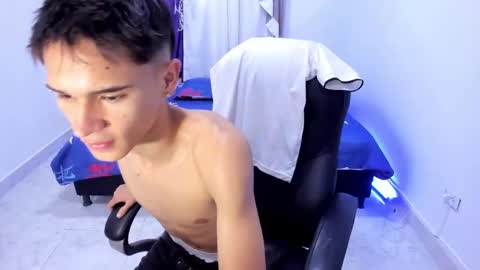 Aaron online show from 10-14-25, 08:31