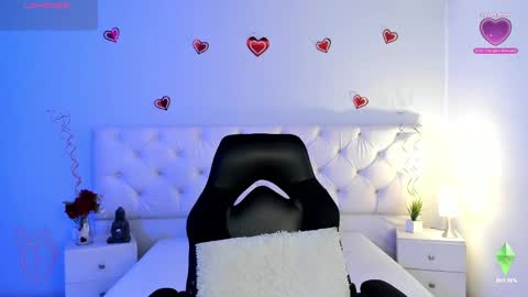 Aron cruz  online show from 03-07-25, 01:40