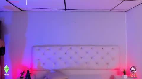 Aron cruz  online show from 11-20-25, 01:33