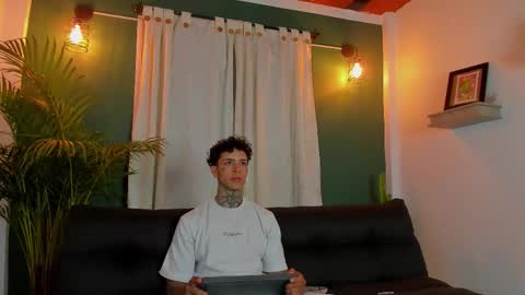 Aron ford online show from 10-31-25, 03:29