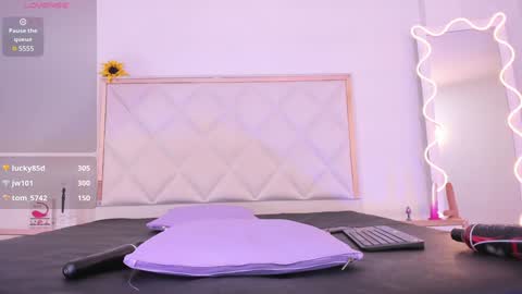  your aron  online show from 12-24-24, 12:44