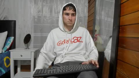 Aron G Franco online show from 02-12-25, 02:35