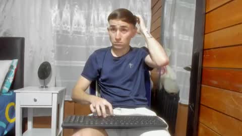 Aron G Franco online show from 02-25-25, 03:09