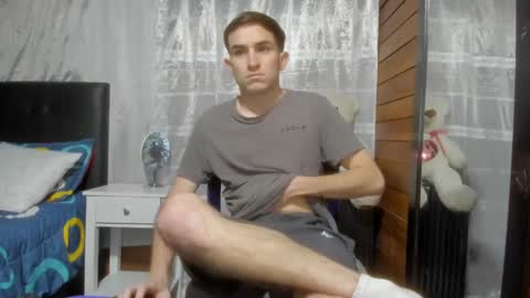 Aron G Franco online show from 03-11-25, 03:05