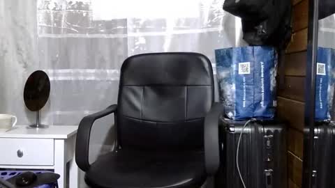 Aron G Franco online show from 09-11-25, 06:08