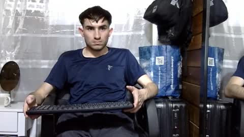 Aron G Franco online show from 09-13-25, 06:51