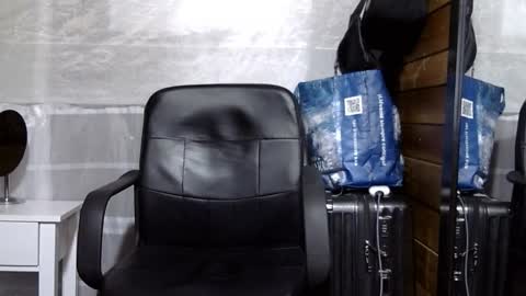 Aron G Franco online show from 11-07-25, 05:07