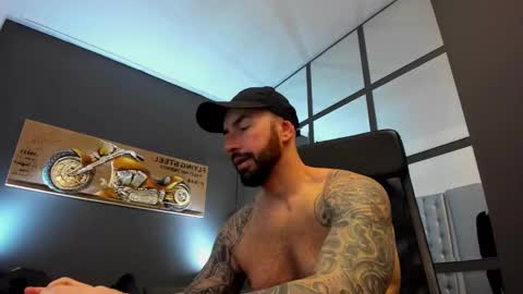 AronGrant online show from 12-18-24, 09:04