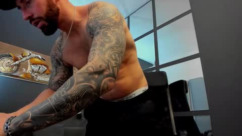 AronGrant online show from 12-30-24, 08:10