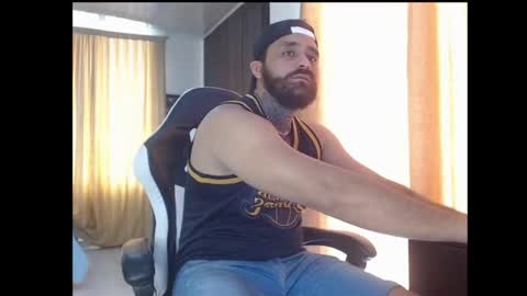 aronmiller online show from 11-06-25, 05:25