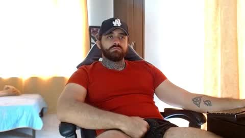 aronmiller online show from 11-28-25, 06:21