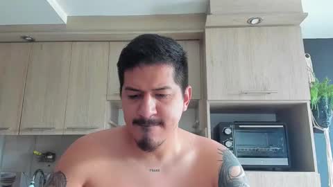 ARON  Independent model  online show from 10-26-25, 08:48