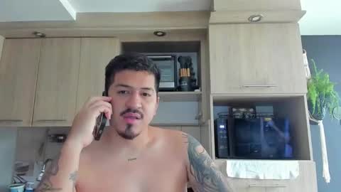 ARON  Independent model  online show from 01-10-26, 08:54