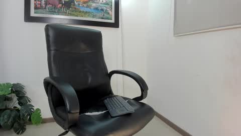   online show from 02-24-25, 11:52