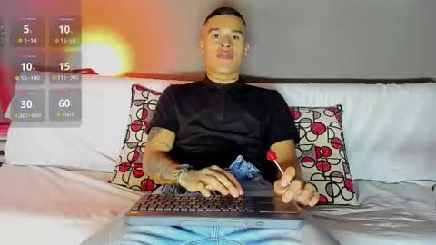 AROON HOT online show from 03-01-26, 01:29