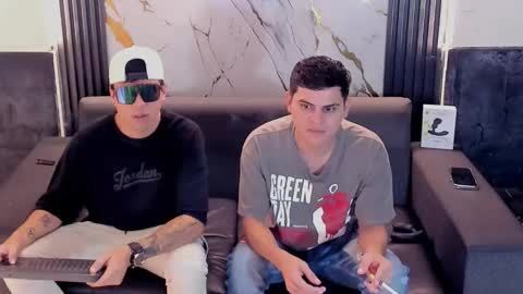 Aroon   online show from 04-27-26, 04:10