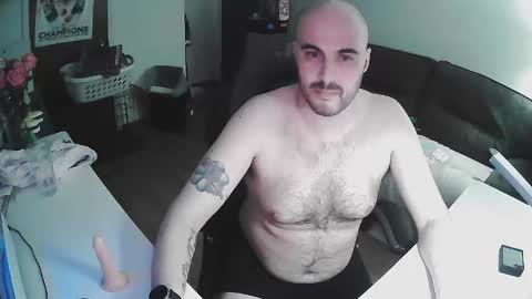 Snapshot of aroundthesun chatting on 03-01-26, 02:35 aroundthesun online show from 03-01-26, 02:35