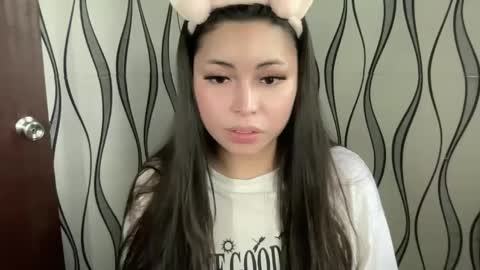 KATE MORE  online show from 02-22-25, 07:01