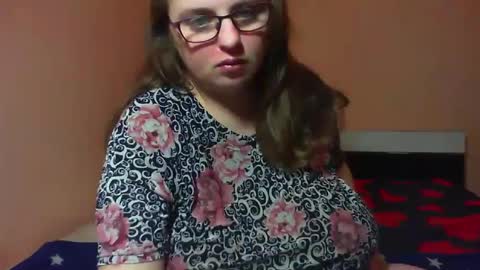 Snapshot of arriana98 chatting on 12-24-24, 05:55 Arriana online show from 12-24-24, 05:55