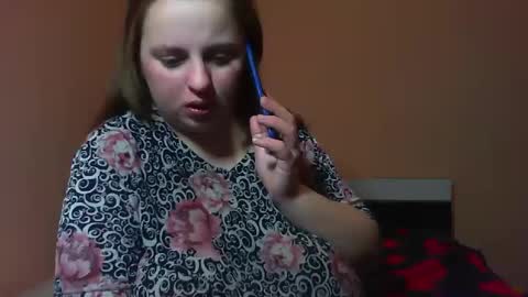 Snapshot of arriana98 chatting on 12-29-24, 03:00 Arriana online show from 12-29-24, 03:00