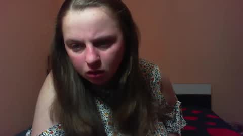 Snapshot of arriana98 chatting on 02-14-25, 03:43 Arriana online show from 02-14-25, 03:43