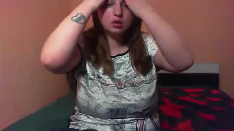 Snapshot of arriana98 chatting on 02-18-25, 01:43 Arriana online show from 02-18-25, 01:43