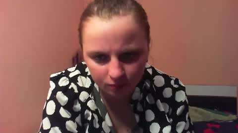 Snapshot of arriana98 chatting on 03-08-25, 06:05 Arriana online show from 03-08-25, 06:05