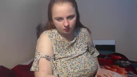 Snapshot of arriana98 chatting on 09-22-25, 01:51 Arriana online show from 09-22-25, 01:51