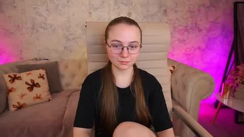 arrinawair online show from 04-21-26, 06:41