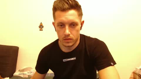 Snapshot of arromwilliam90 chatting on 01-17-25, 05:53 arromwilliam90 online show from 01-17-25, 05:53