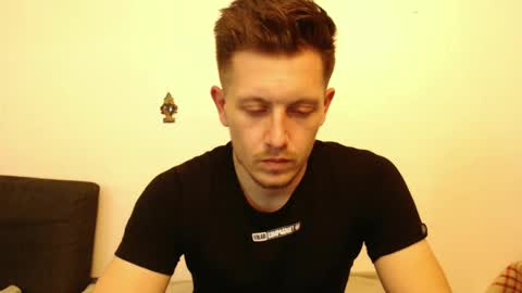 Snapshot of arromwilliam90 chatting on 02-02-25, 05:04 arromwilliam90 online show from 02-02-25, 05:04