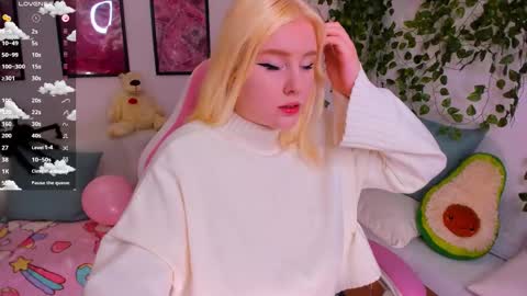 art_lovee_ online show from 02-10-26, 01:43