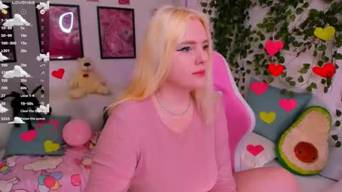 art_lovee_ online show from 02-25-26, 02:10