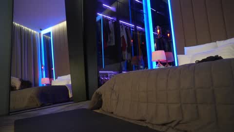 Snapshot of arte_adelle chatting on 12-13-24, 09:13 Adele online show from 12-13-24, 09:13