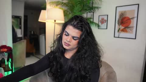 Chloe  online show from 01-26-25, 01:41