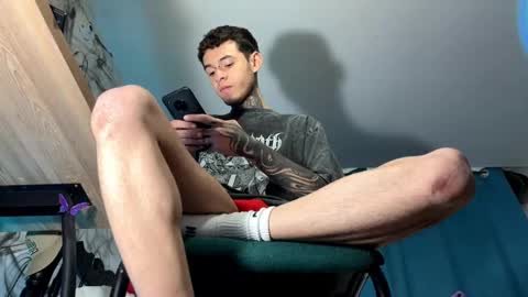   online show from 01-22-25, 02:35