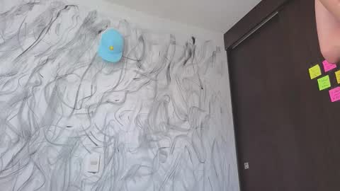   online show from 12-22-25, 01:19