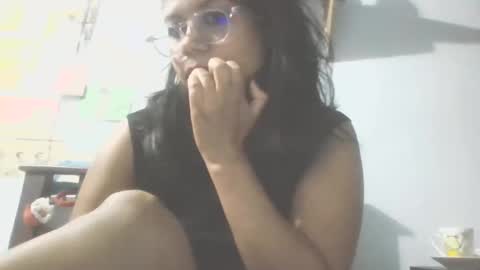 Snapshot of artemis951223 chatting on 03-04-25, 03:22 Artemis online show from 03-04-25, 03:22