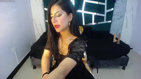 Snapshot of artemisa_ch1 chatting on 01-15-25, 06:08 ARTEMISA online show from 01-15-25, 06:08