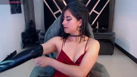 Snapshot of artemisa_ch1 chatting on 09-19-25, 04:25 ARTEMISA online show from 09-19-25, 04:25