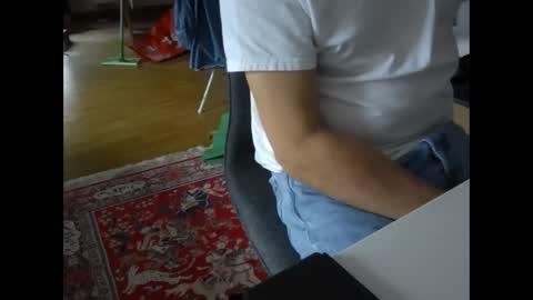 Snapshot of artesian99 chatting on 10-11-25, 08:57 artesian99 online show from 10-11-25, 08:57