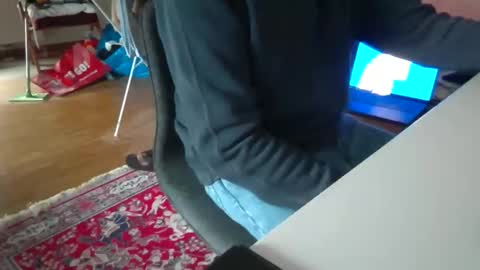 Snapshot of artesian99 chatting on 11-11-25, 09:42 artesian99 online show from 11-11-25, 09:42