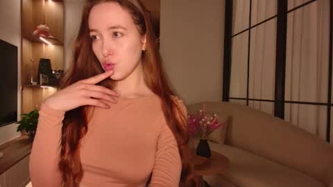 Lina online show from 01-06-26, 02:59