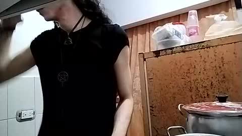 Arthemisa online show from 05-10-26, 03:55