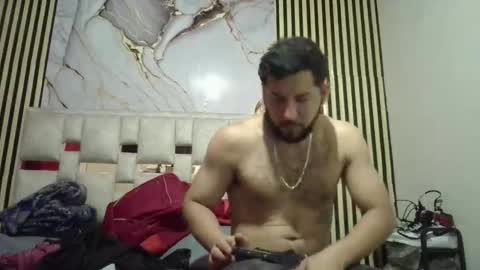 Snapshot of arthur1718 chatting on 02-10-26, 11:42 arthur1718 online show from 02-10-26, 11:42