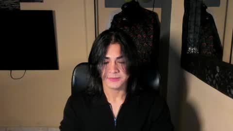 Snapshot of arthur_hunter chatting on 09-26-25, 03:43 I AM HERE online show from 09-26-25, 03:43