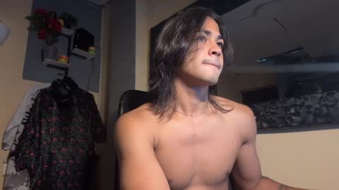 Snapshot of arthur_hunter chatting on 10-02-25, 11:12 I AM HERE online show from 10-02-25, 11:12